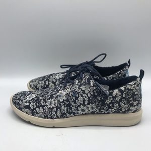 Toms Styling Navy Blue Flower Lace Up Sneaker 7.5